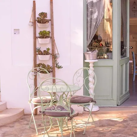 Bed & Breakfast Masseria Fabula Bistrot&maison 3*